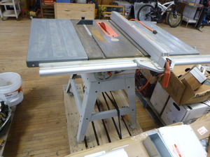 lot 5 image: Ridgid Table Saw