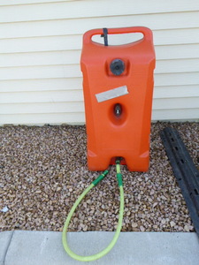 lot 33 image: FlowGo Duramax Gas Tank