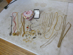 lot 49 image: Costume Jewelry