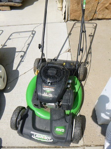 lot 52 image: Lawnboy Push Lawn Mower