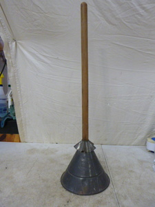 lot 105 image: Antique C.T. Childers Rapid Washer