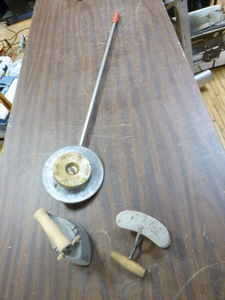lot 117 image: Vintage Items