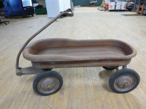 lot 121 image: Vintage Metal Wagon