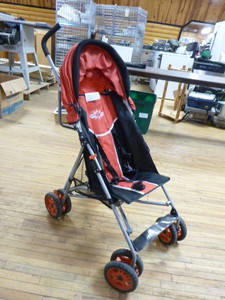 lot 131 image: BeBe Love Stroller