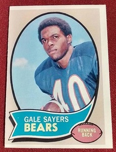 lot 10 image: 1970 Topps Gale Sayers Card