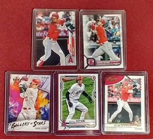 lot 141 image: (5) Shohei Ohtani Cards