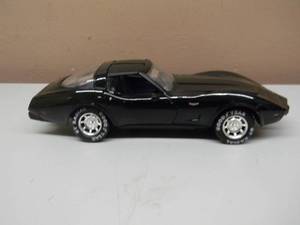 lot 21 image: ERTL 124 SCALE DIECAST - 1978 CHEVROLET CORVETTE #73244 - NICE - DISPLAY ONLY - GREAT PIECE - SEE PICTURES