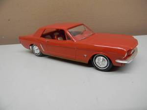 lot 26 image: DEALER  SALESMAN PROMO 125 SCALE - 1964 MUSTANG - NICE - DISPLAY ONLY - GREAT PIECE - SEE PICTURES