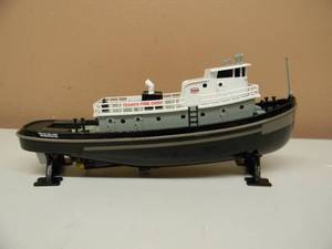 lot 56 image: ERTL TEXACO FIRE CHIEF TUGBOAT FIRST IN A SERIES - NICE - NEW IN BOX - GREAT PIECE - SEE PICTURES