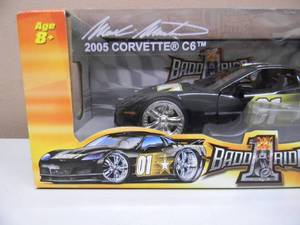 lot 57 image: BADD RIDE 124 SCALE DIECAST - U.S. ARMY 2005 CORVETTE  - NICE - NEW IN BOX - GREAT PIECE - SEE PICTURES