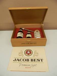 lot 2 image: RARE - Jacob Best Premium Beer Display - Box, With Bottles & Can  - NEW OLD STOCK - IN BOX - GREAT PIECE - APPROX 13 By 9.5 By 4.5 - SEE PICTURES
