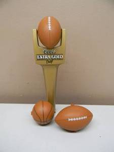 lot 7 image: VINTAGE COORS EXTRA GOLD DRAFT BASKETBALL OR FOOTBALL TAP HANDLE W2 EXTRA BALLS - NICE - GREAT PIECE - APPROX 9 - SEE PICTURES