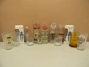 lot 40 image: VINTAGE BEER GLASS COLLECTION - SOME RARE & COLLECTIBLE - NICE - GREAT SET - SEE PICTURES