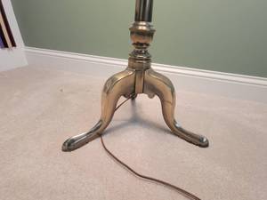 lot 40 image: Stiffel Brass Floor Lamp