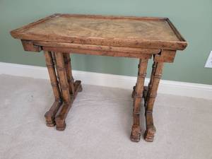 lot 41 image: Heritage Furniture Nesting Tables