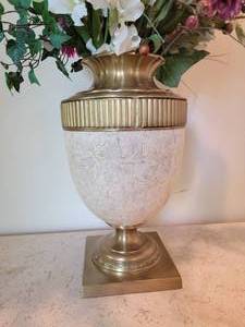 lot 49 image: Hollywood Regency Footed Urn