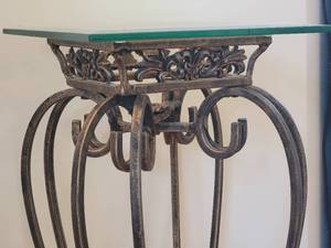 lot 51 image: Scrolled Glass Top Pedestal