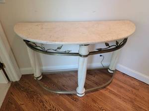 lot 12 image: Contemporary Berhard Console Table