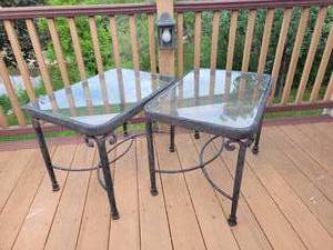 lot 82 image: Aluminum Patio Side Tables