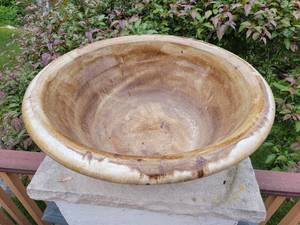 lot 85 image: Large Terracotta Marigold Glazed Planters  set of 2