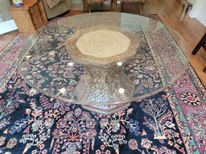 lot 21 image: Bohemian Tile Weave Pedestal Dining Table