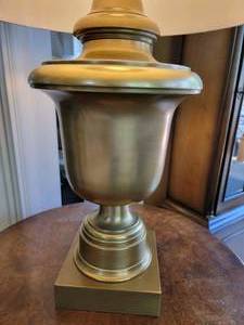 lot 33B image: Heavy Brass Robert Abbey Urn Lamp, B