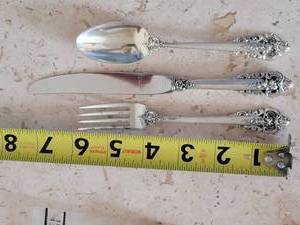 lot 2I image: Wallace Grand Baroque Sterling Silver 3 pc Flatware Luncheon Placesettings for 4