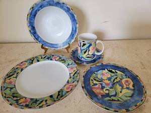 lot 201 image: Interiors Stoneware China Service  Fantasia Pattern