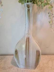 lot 284 image: Stylish Vase Dcor