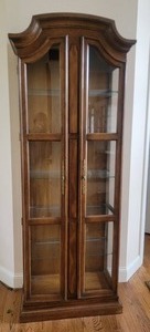 lot 110 image: Elegant Mahogany Display Cabinet