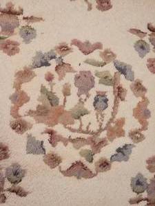lot 105 image: Intricate Floral Pastel oriental Area Rug - 58 x 33