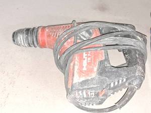 lot 50 image: Hilti Hammerdrill TE7-C