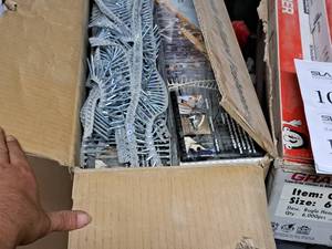lot 102 image: Lot of (5 Boxes) Grabber Construction Products Phosphate Coated Bugle Head - Fine Thread Drywall Screws 1000-count 6x1-14