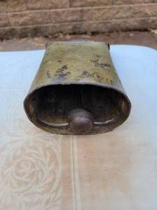 Vintage Brass) Cow Bell