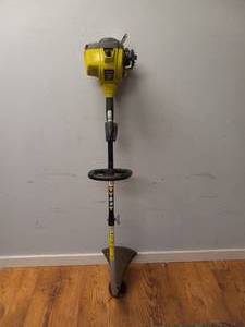 lot 22 image: RYOBI 2 CYCLE GAS EDGER