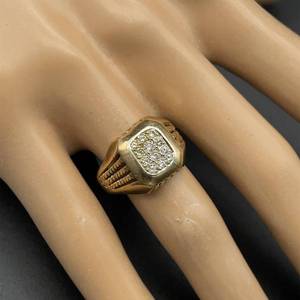 lot 19B image: 0.25 Carat Diamond Twisted Rope Frame Signet Ring in 14k Yellow Gold 6 grams  $1,900 Retail