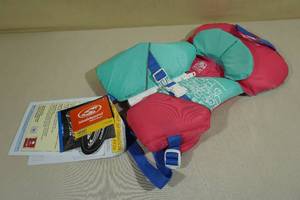 lot 107 image: Stohlquist Infant Life Jacket