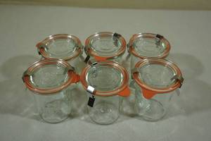 lot 125 image: 6 Weck Mini Mold Jars