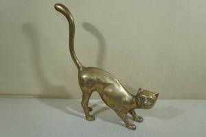 lot 175 image: Solid Brass Cat