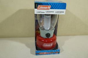 lot 199 image: Coleman Classic Lantern