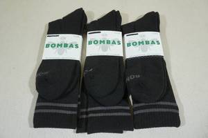 lot 210 image: 3 Pairs Bombas Socks -XL
