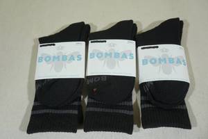 lot 211 image: 3 Pairs Bombas Socks -Small