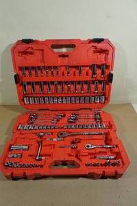 lot 217 image: Mechanics Tool Set