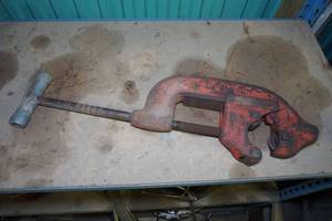 lot 241 image: Ridgid No 4 Heavy Duty Pipe Cutter