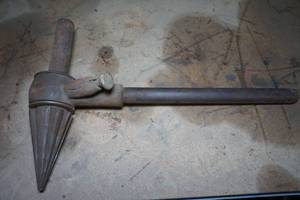 lot 243 image: Ratcheting Pipe Reamer