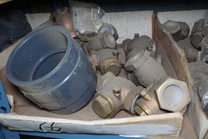 lot 259 image: Assorted Brass Fittings and Steel Pipe