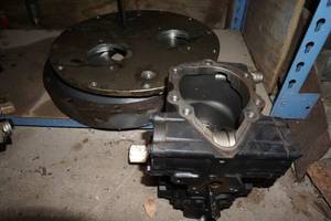 lot 289 image: Sauer Danfoss M46-2242 Hydraulic Pump with Plates