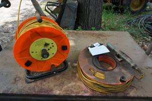 lot 47 image: 2 Probes with Reels - 1 Needs Repair