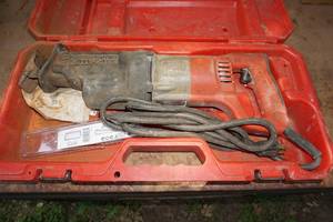 lot 53 image: Milwaukee 6536-21 13 Amp Orbital Super Sawzall with Case