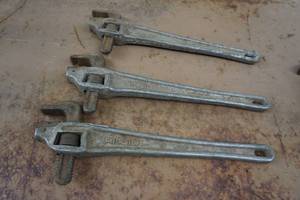 lot 56 image: 3 Ridgid 18 Aluminum Pipe Wrenches